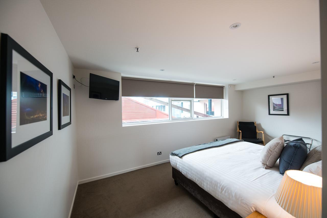 הובארט Sullivans Cove Apartments מראה חיצוני תמונה A bedroom at the hotel
