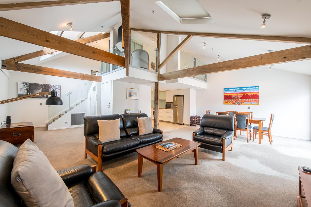 הובארט Sullivans Cove Apartments מראה חיצוני תמונה The interior of a typical apartment