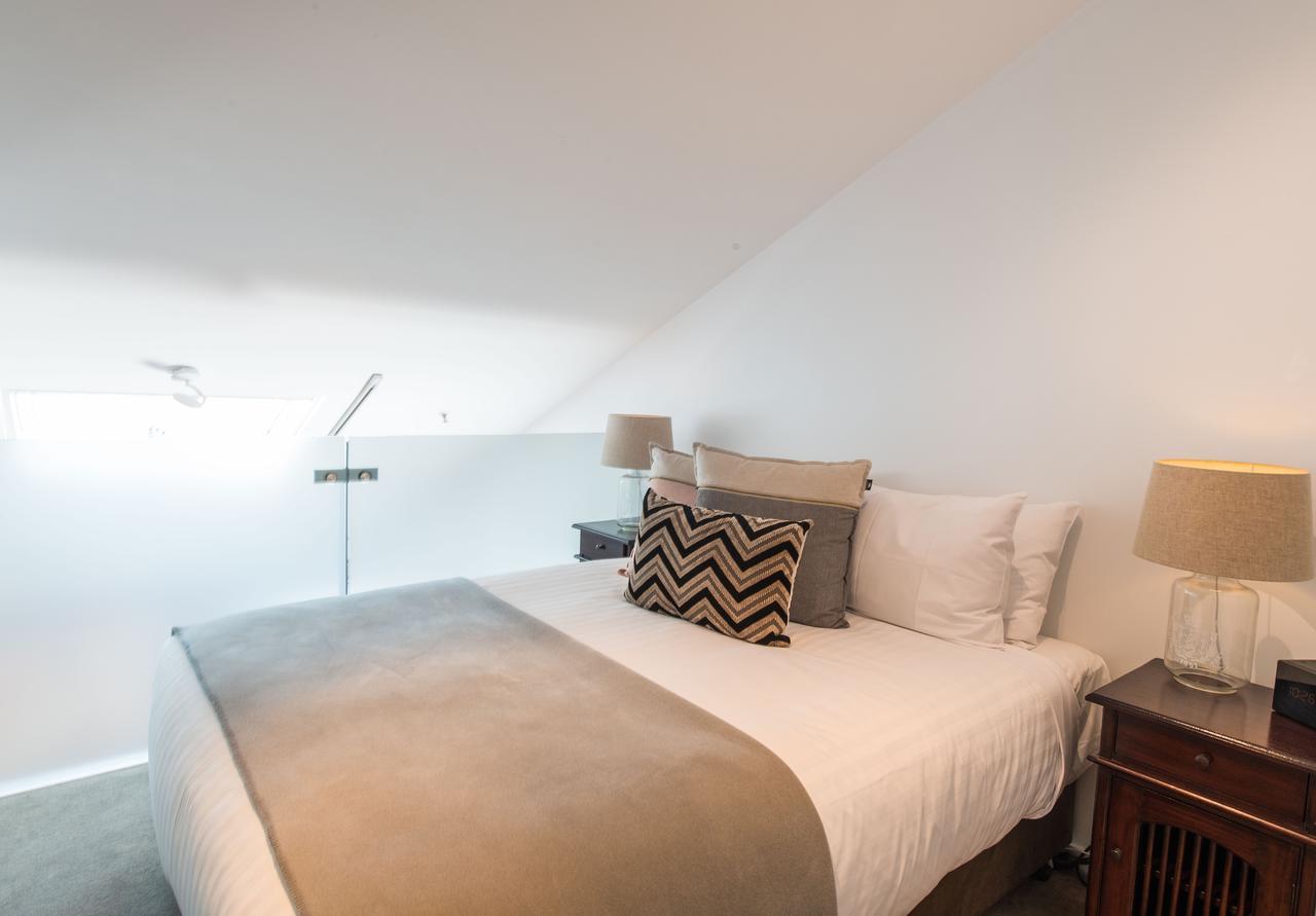 הובארט Sullivans Cove Apartments מראה חיצוני תמונה A bedroom at the hotel